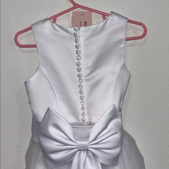 David’s Bridal Satin Flower Girl Dress with Tulle Skirt. Size 3T. Style# S1038 - Picture 5 of 13